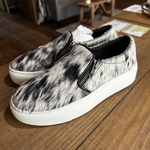 MYRA - NWT!! Cow print shoes